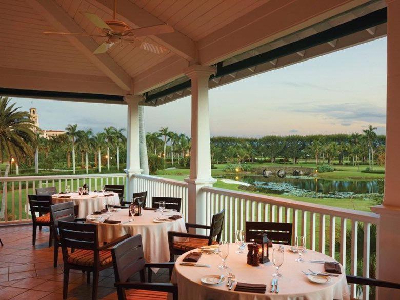 Hemingway Suites At Palm Beach Hotel Island Exterior photo